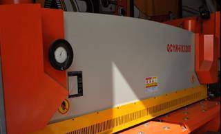 Гильотина гидравлическая Stalex QC11K-6x3200