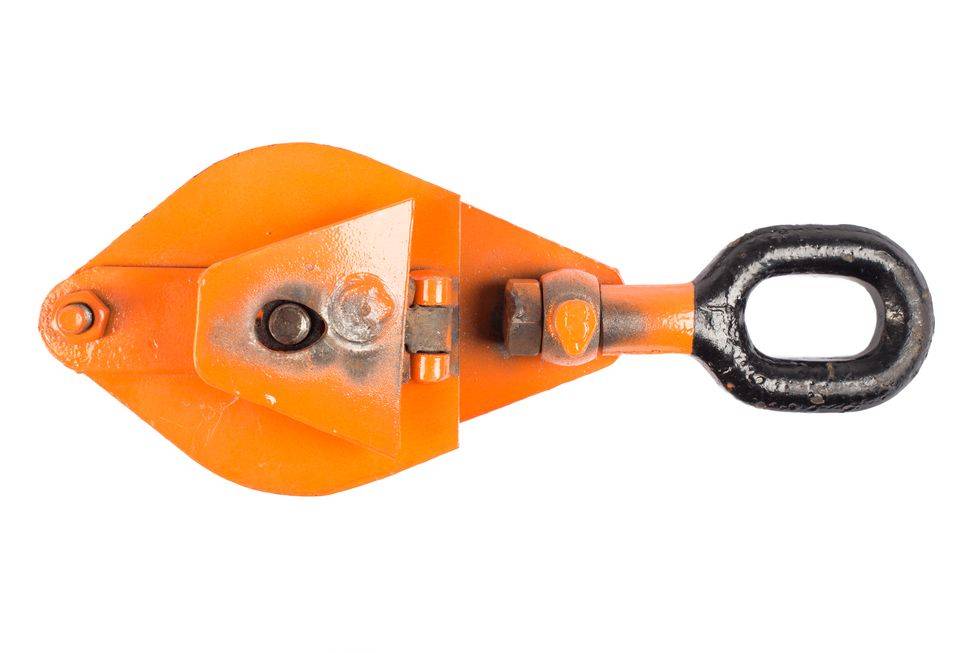 Блок монтажный однорольный с ушком TOR 0,5 т с откидной щекой (T)