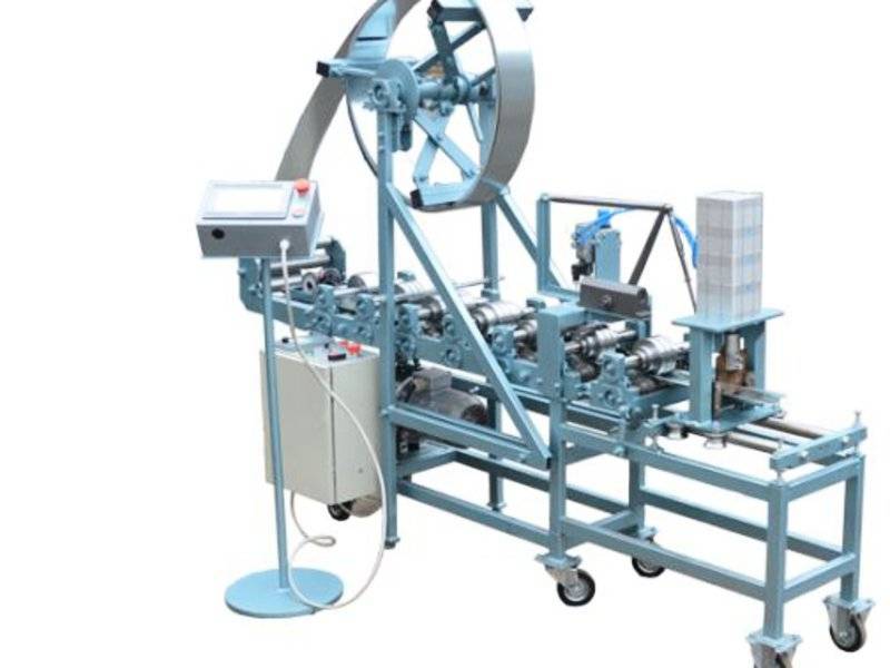 Станок для производства евроштакетника