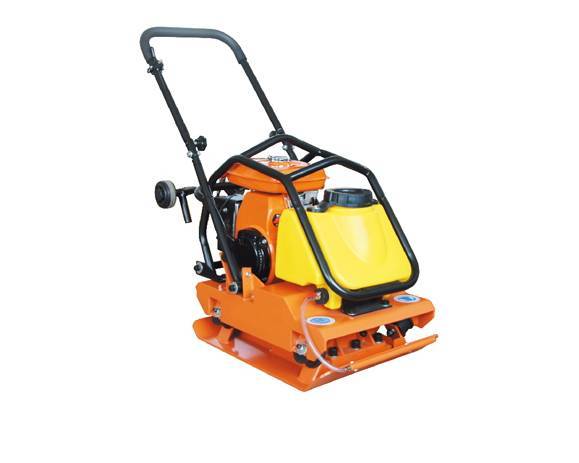 Виброплита TOR C-95T(R) 109 кг, 18кН (Loncin)  бак, колесный комплект