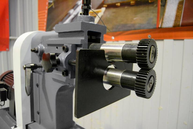 Если подвести итог, то можно сказать, что станок MetalMaster ETZ 12 – это мощная производительная техника, простая в использовании и позволяющая выполнить несколько видов операций. Идеальное соотношение цены и качества, вот что значит продукция компании MetalMaster. Если подвести итог, то можно сказать, что станок MetalMaster ETZ 12 – это мощная производительная техника, простая в использовании и позволяющая выполнить несколько видов операций. Идеальное соотношение цены и качества, вот что значит продукция компании MetalMaster.