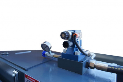 Ножницы гильотинные гидравлические Metal Master серии HCJ 2560 E